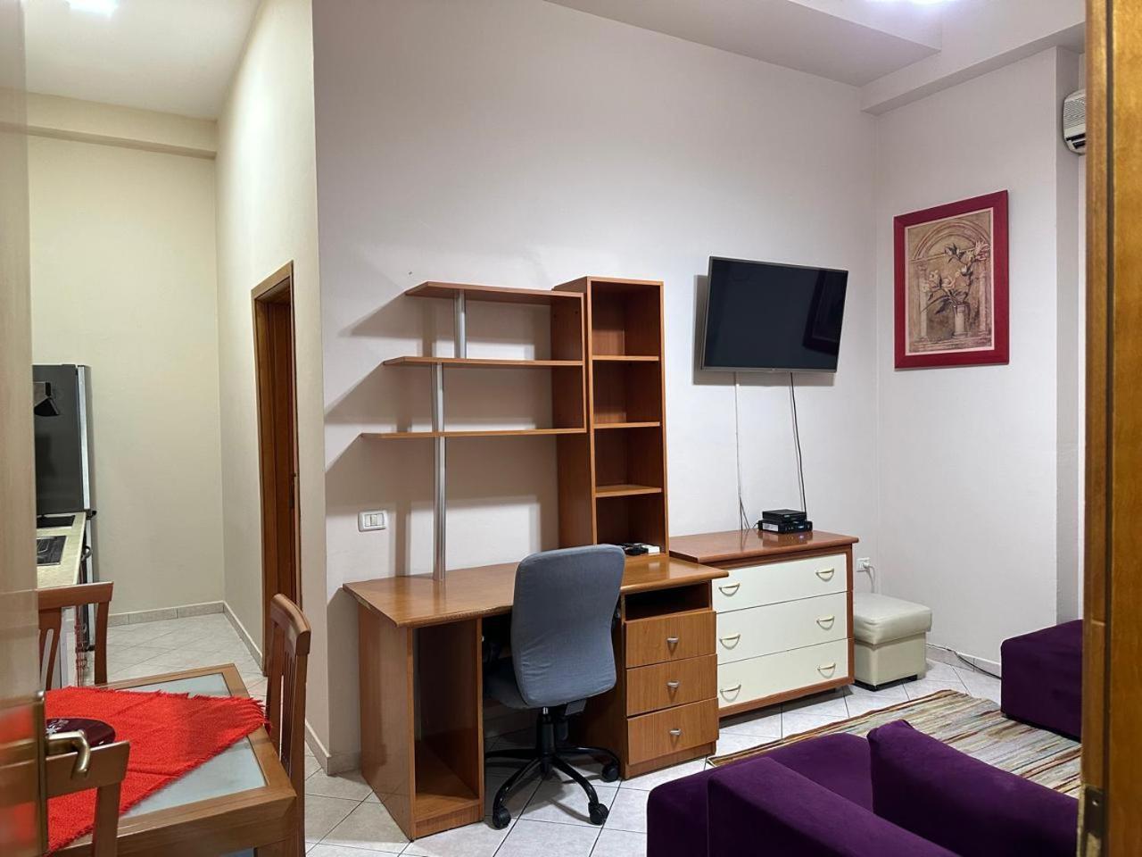 Hotelvila 22 Тирана Екстериор снимка